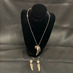 Necklace & earrings with heart and wing set